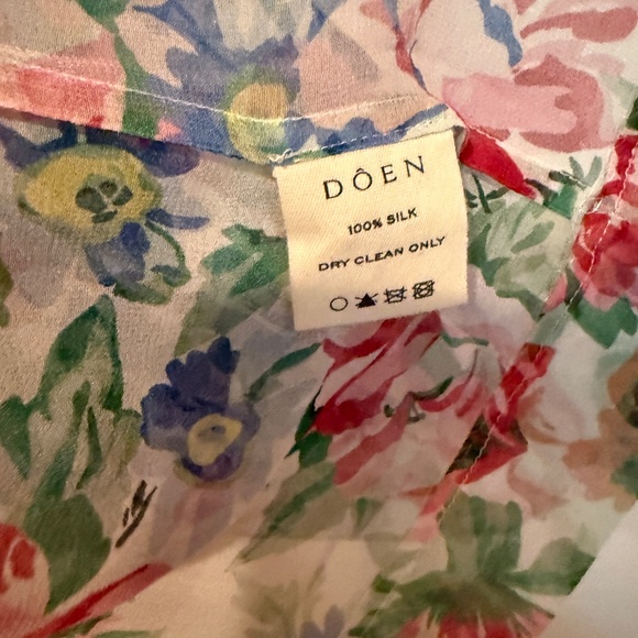 Doen Solange Silk Floral Top - Small - Picture 3 of 5